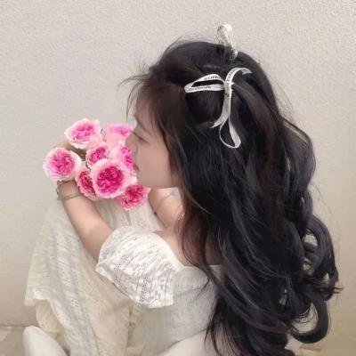法国谋杀案：洞穴的秘密